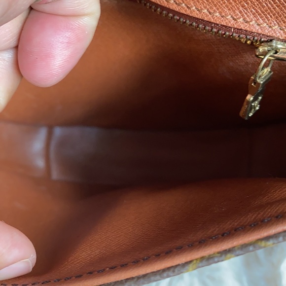 Louis Vuitton Chantilly PM - Picture 10 of 12